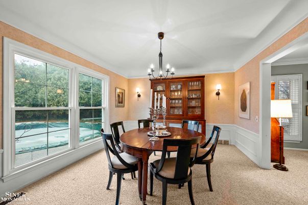 Chandelier, Dining room, Interior