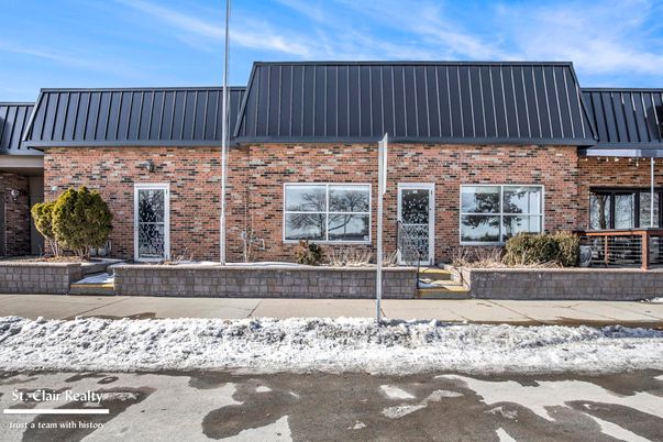 Exterior, Facade, Brick Facade, Highrise