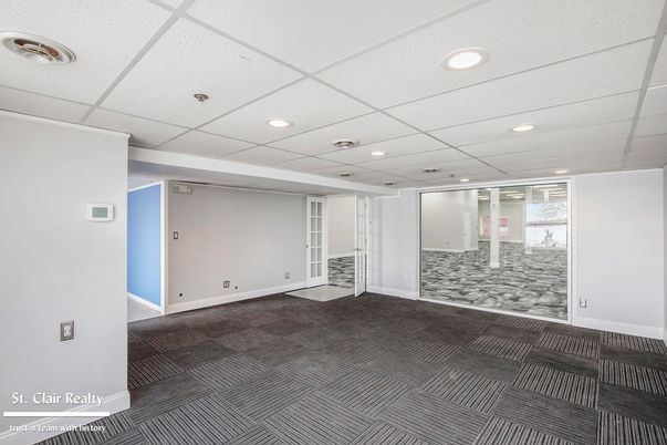 Empty room, Interior, Recessed Lighting