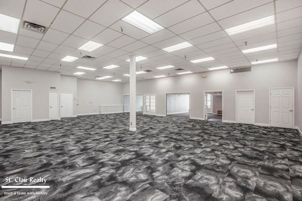 Empty room, Interior, Recessed Lighting