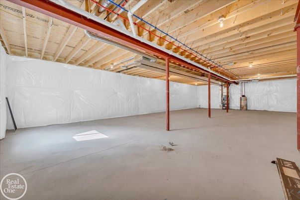 Garage, Interior, Wooden Beams, Wooden Ceilings