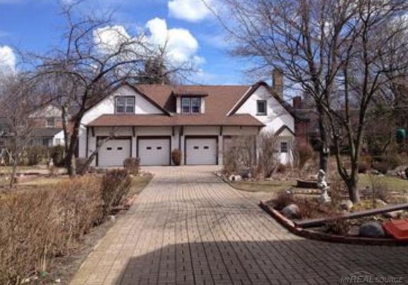 Attached, Backyard, Exterior, Facade, Cape Cod
