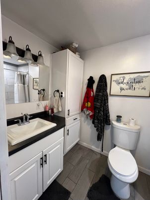 Bathroom, Interior