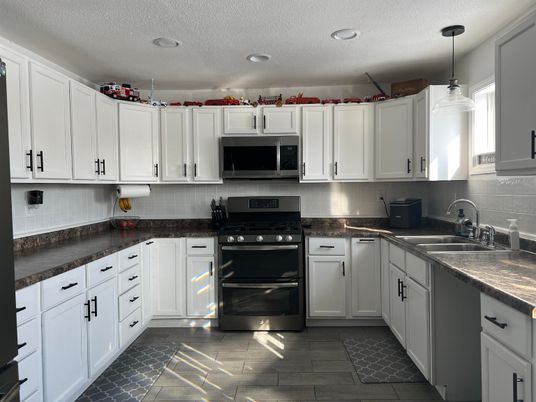 Interior, Kitchen, Pendant Lights, Recessed Lighting, Stainless Steel Appliances