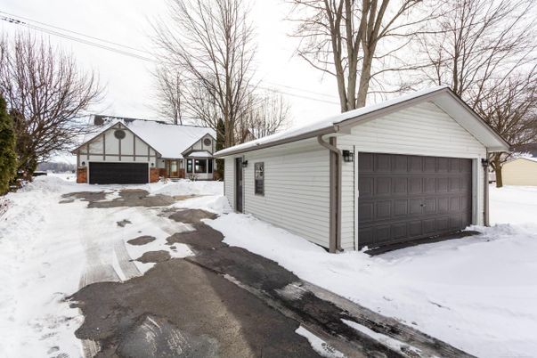 Backyard, Detached Garage, Exterior