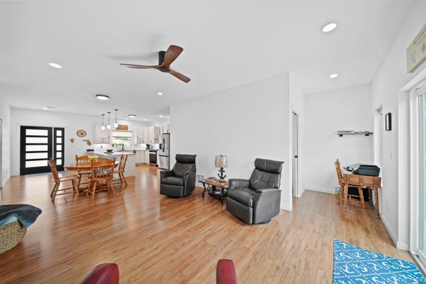 Dining room, Interior, Kitchen, Pendant Lights, Recessed Lighting, Wood Texture Flooring