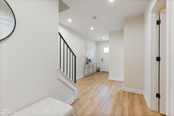 Interior, Recessed Lighting, Wood Texture Flooring