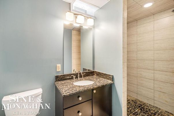 Bathroom, Interior, Recessed Lighting