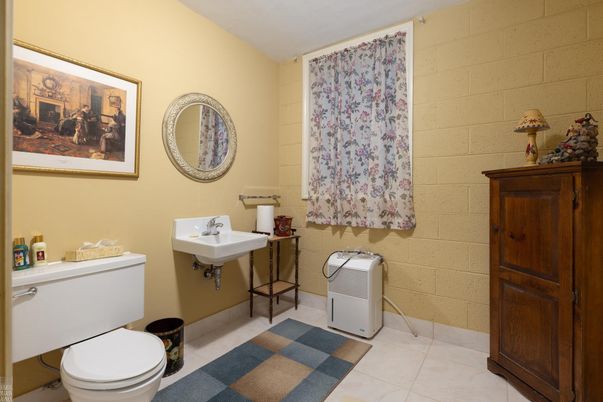 Bathroom, Interior