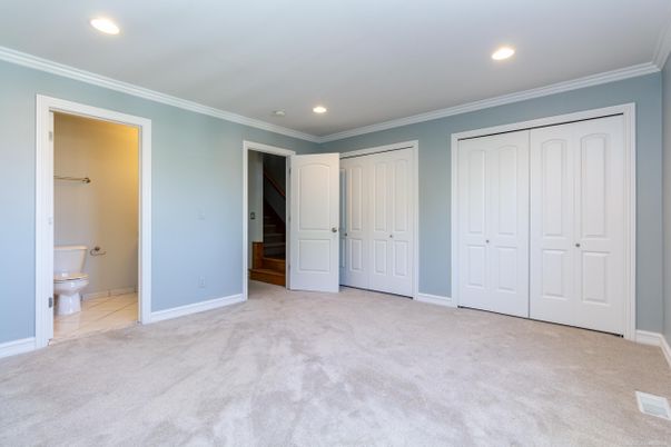 Bathroom, Empty room, Interior, Marble, Recessed Lighting
