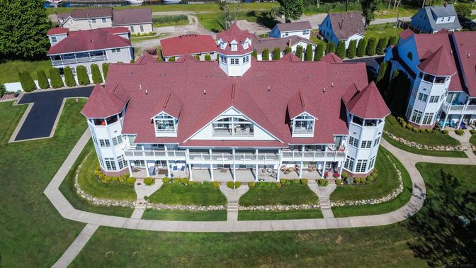 Exterior, Drone