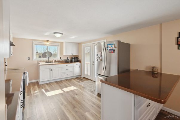 Interior, Kitchen, Wood Texture Flooring