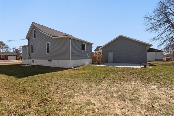 Backyard, Detached Garage, Exterior