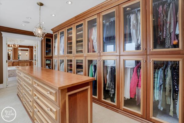 Interior, Pendant Lights, Recessed Lighting, Walk-in Closets