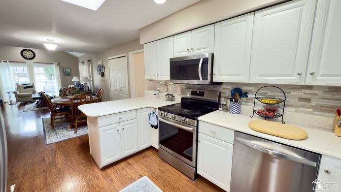 Dining room, Interior, Kitchen, Recessed Lighting, Stainless Steel Appliances, Wood Texture Flooring