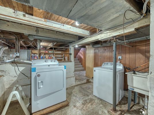 Interior, Utility Closets, Washer