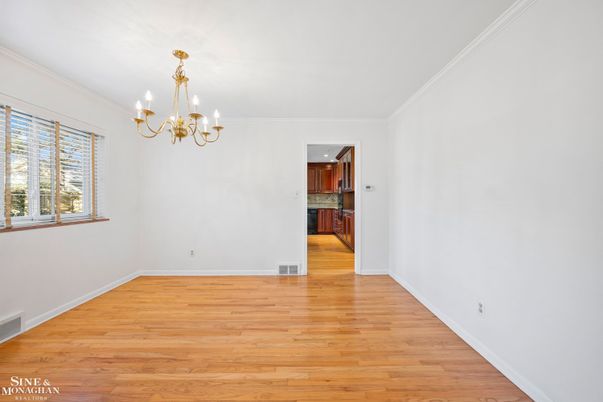 Chandelier, Empty room, Interior, Wood Texture Flooring