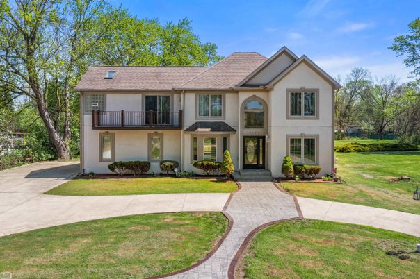 Backyard, Exterior, Facade, French Provincial