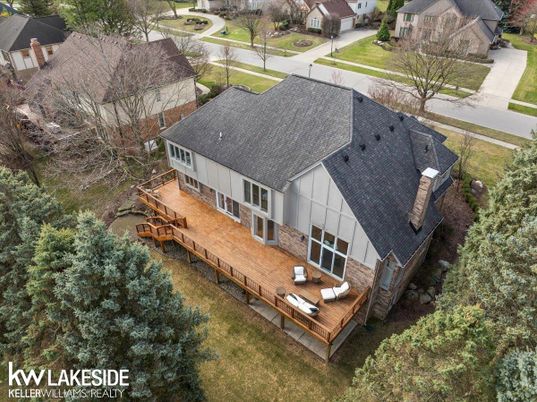 Exterior, Drone