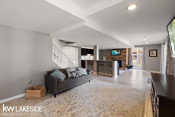 Interior, Kitchen, Recessed Lighting, Stone Walls