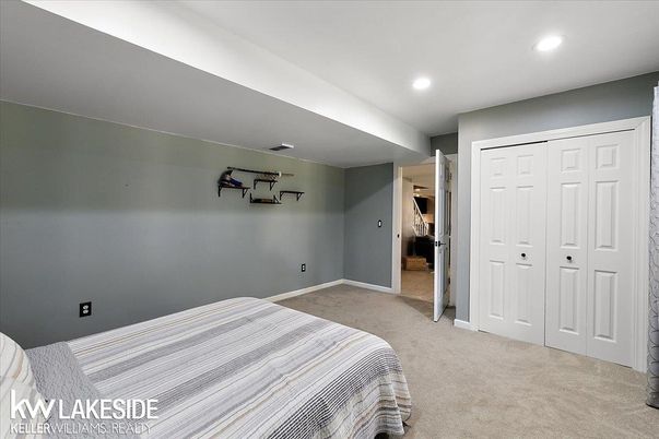 Bedroom, Interior, Recessed Lighting