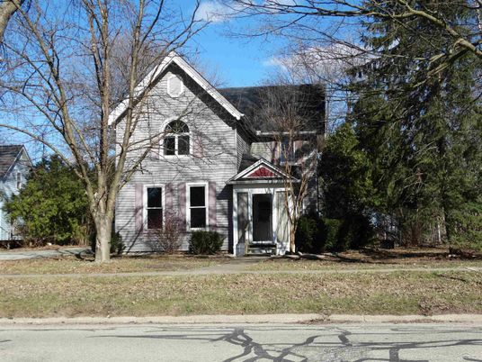 Exterior, Facade, Tudor Revival