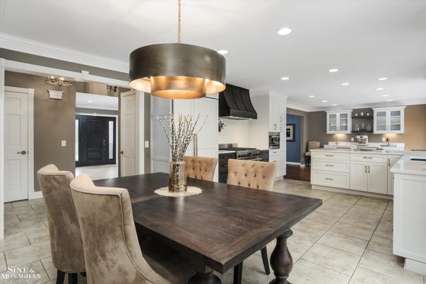 Dining room, Interior, Kitchen, Pendant Lights, Recessed Lighting, Stainless Steel Appliances