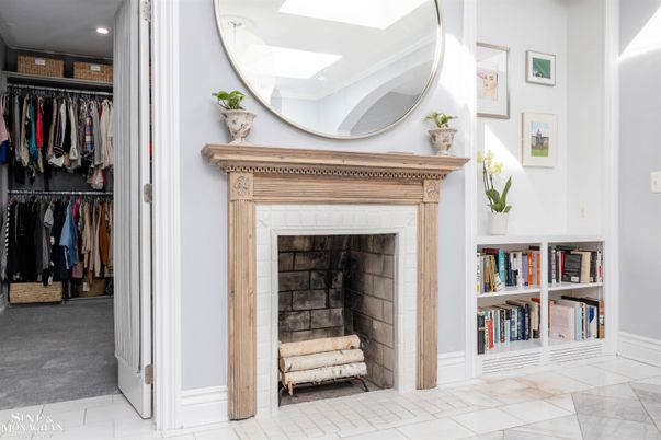 Fireplace, Interior, Recessed Lighting, Walk-in Closets