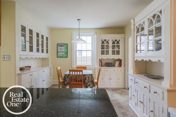 Dining room, Interior, Pendant Lights