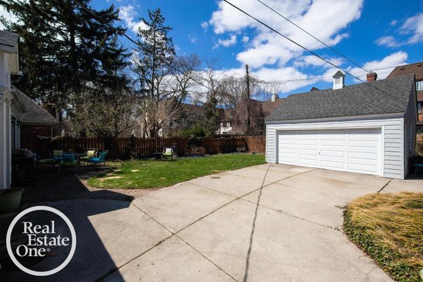 Backyard, Detached Garage, Exterior