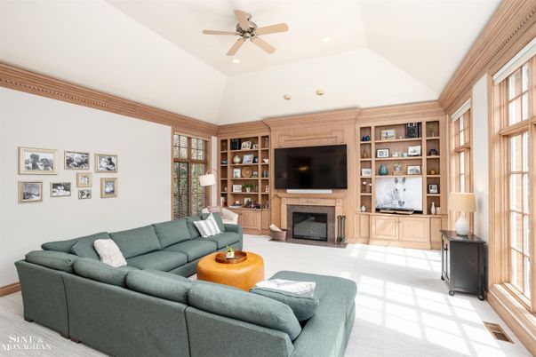 Fireplace, Interior, Living room, Recessed Lighting
