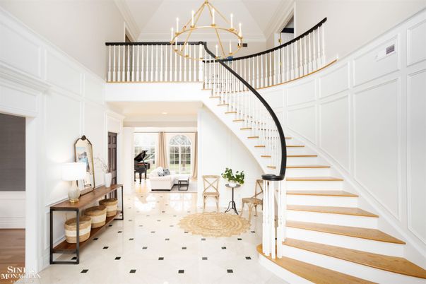 Chandelier, Interior, Piano