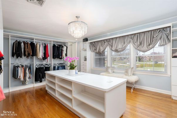 Chandelier, Interior, Walk-in Closets, Wood Texture Flooring