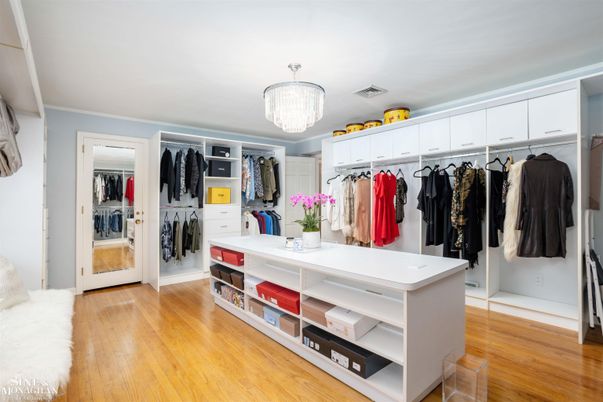 Chandelier, Interior, Walk-in Closets, Wood Texture Flooring