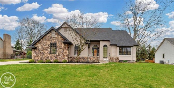 Backyard, Exterior, Facade, French Provincial