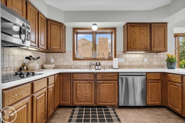 Interior, Kitchen, Stainless Steel Appliances