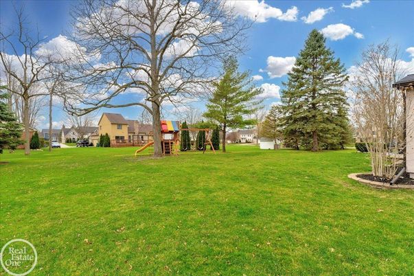 Backyard, Exterior, Playground