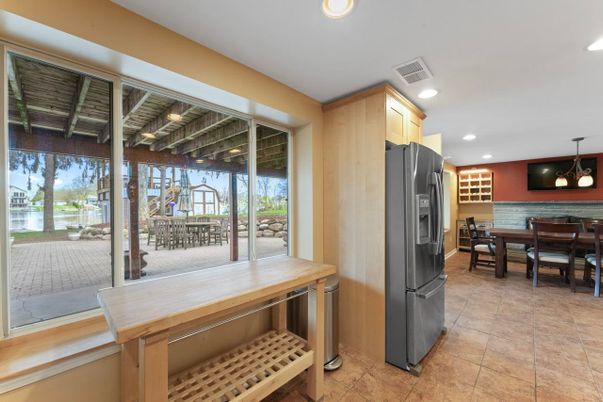 Dining room, Interior, Kitchen, Recessed Lighting