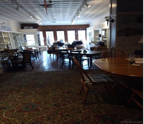 Dining room, Interior