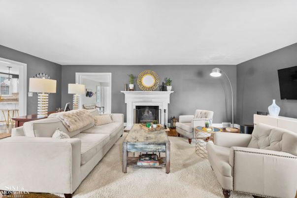 Fireplace, Interior, Living room