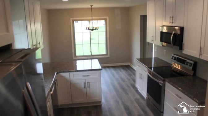 Interior, Kitchen, Pendant Lights, Recessed Lighting, Wood Texture Flooring