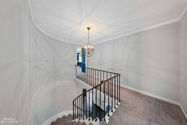Chandelier, Interior