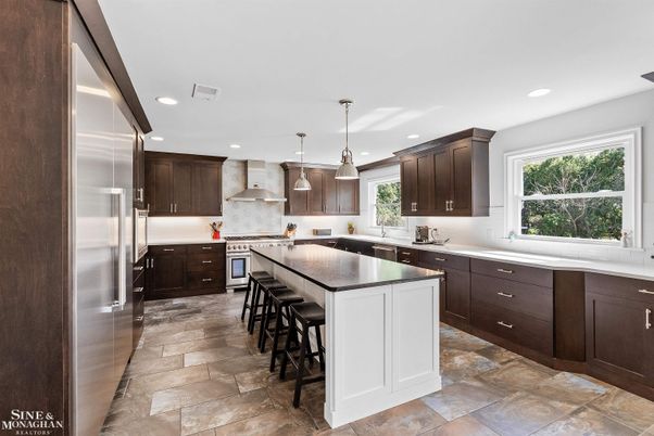 Interior, Kitchen, Pendant Lights, Recessed Lighting, Stainless Steel Appliances