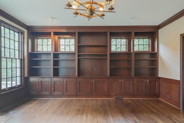 Chandelier, Interior, Wood Texture Flooring