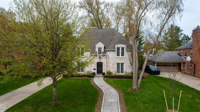 Backyard, Exterior, Facade, Brick Facade, French Provincial