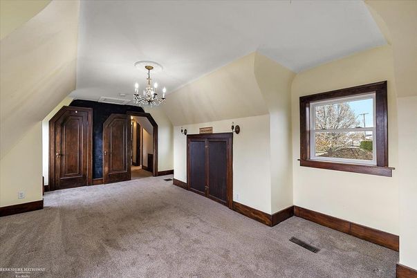 Chandelier, Empty room, Interior