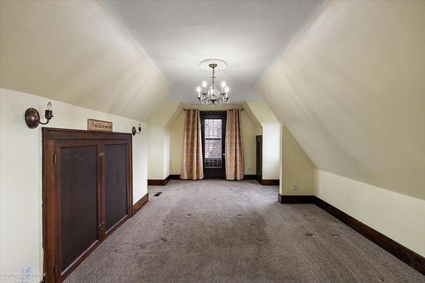 Chandelier, Empty room, Interior