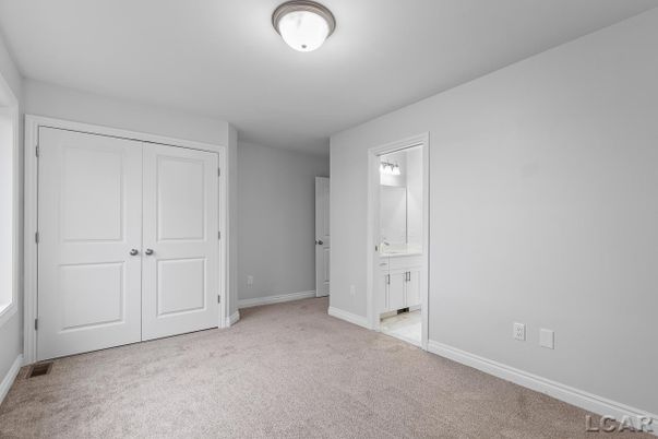 Bathroom, Empty room, Interior