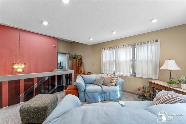 Interior, Living room, Pendant Lights, Recessed Lighting