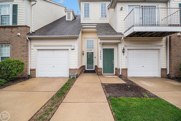 Attached, Exterior, Facade, Brick Facade, Rowhouse